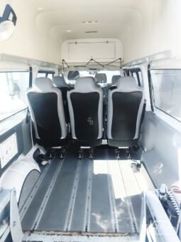 Volkswagen Transporter pilnas