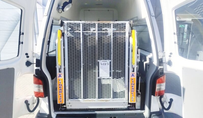 Volkswagen Transporter pilnas