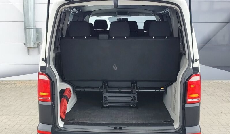 Volkswagen Transporter pilnas