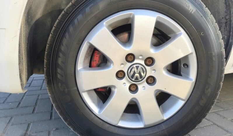 Volkswagen Transporter pilnas