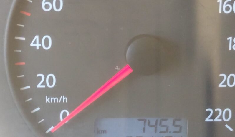 Volkswagen Transporter pilnas