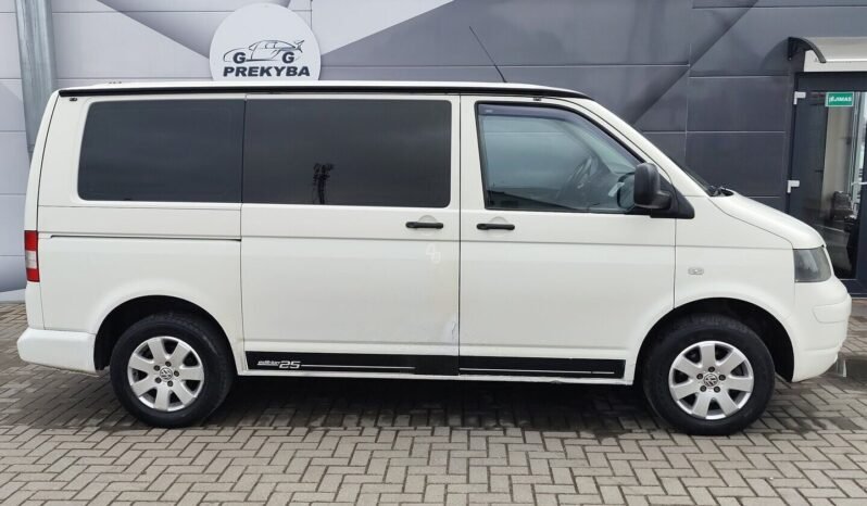 Volkswagen Transporter pilnas