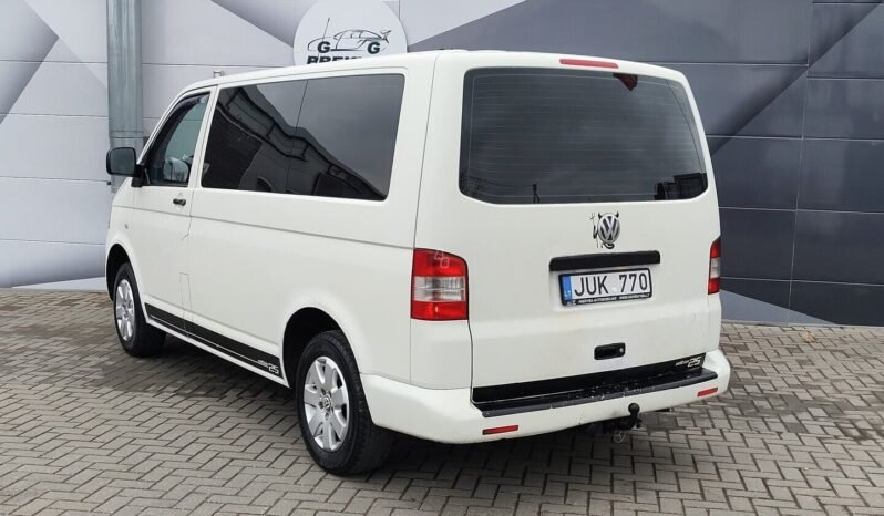 Volkswagen Transporter pilnas