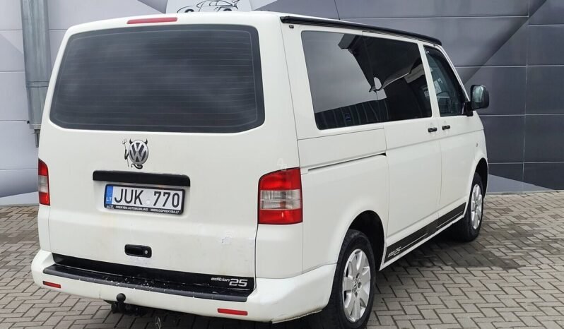 Volkswagen Transporter pilnas