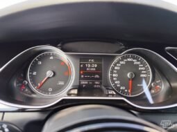 Audi A4 pilnas