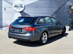 Audi A4 pilnas