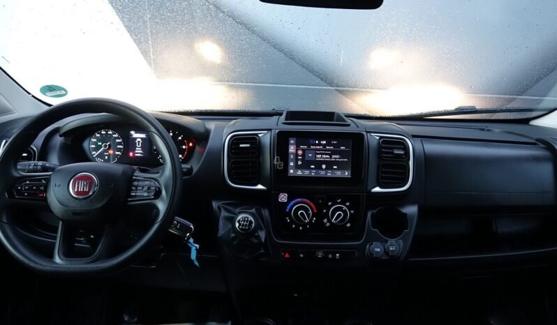 Fiat Ducato pilnas