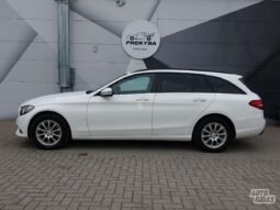 Mercedes-Benz C 180 pilnas