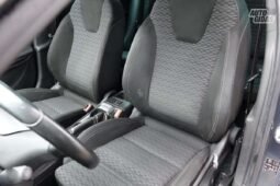 Opel Astra pilnas