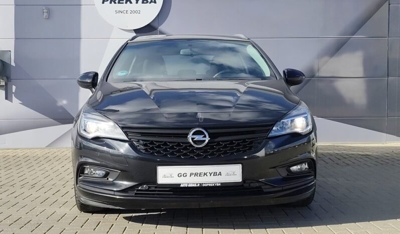 Opel Astra pilnas