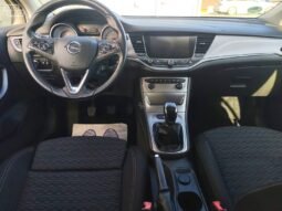Opel Astra pilnas