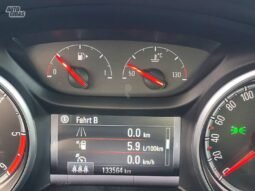Opel Astra pilnas