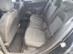Opel Astra pilnas