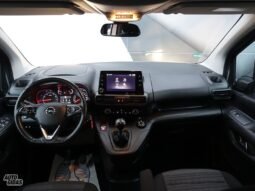 Opel Combo pilnas