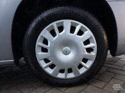 Opel Combo pilnas