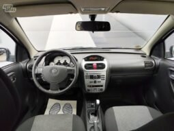 Opel Corsa pilnas