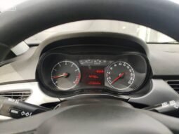 Opel Corsa pilnas