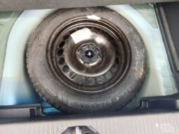 Opel Corsa pilnas