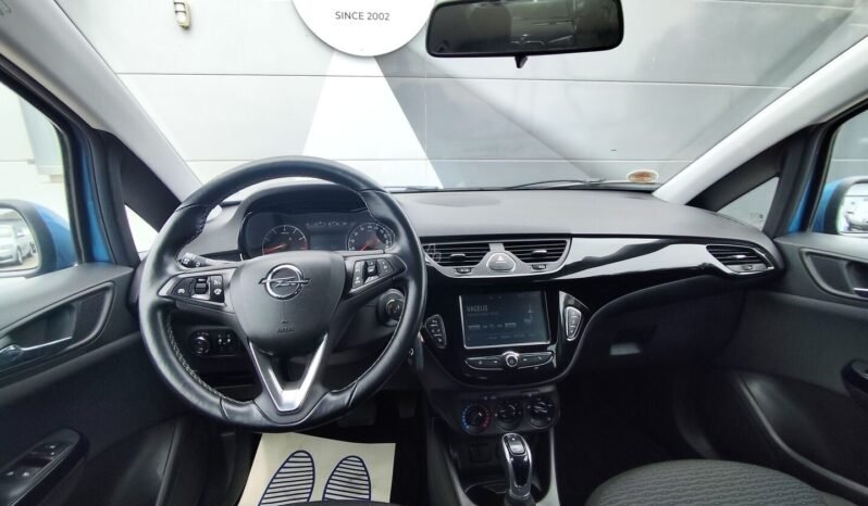 Opel Corsa pilnas