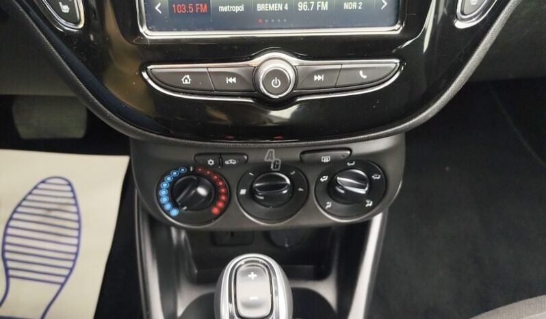 Opel Corsa pilnas