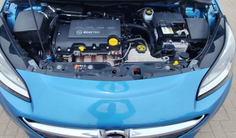 Opel Corsa pilnas