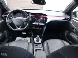 Opel Corsa pilnas