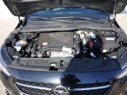 Opel Corsa pilnas