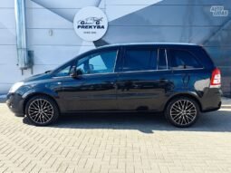 Opel Zafira pilnas