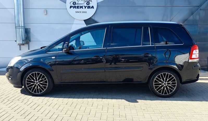 Opel Zafira pilnas