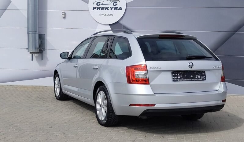 Skoda Octavia pilnas