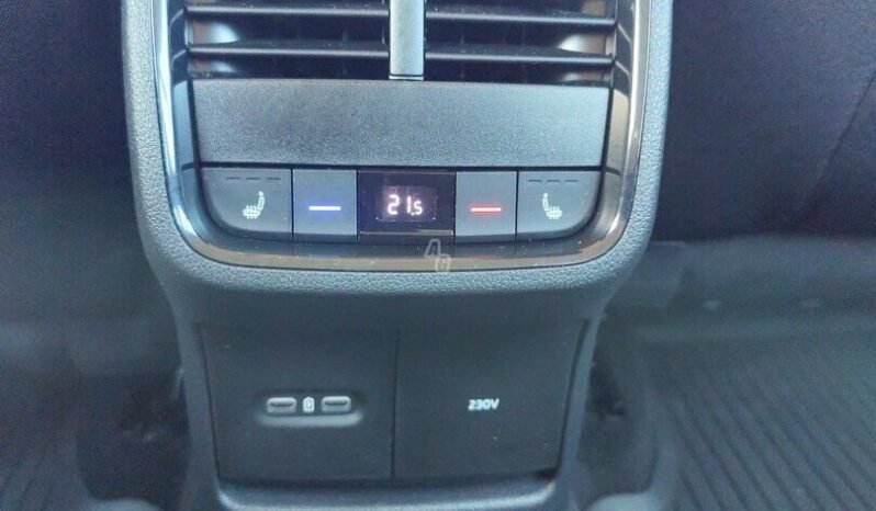 Skoda Octavia pilnas