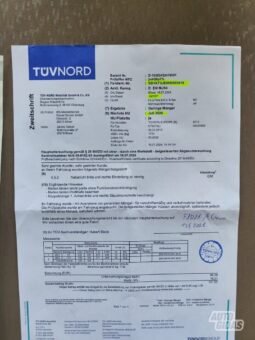 Toyota Auris pilnas