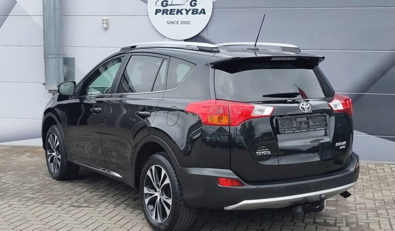 Toyota RAV4 pilnas