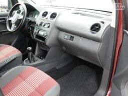 Volkswagen Caddy pilnas
