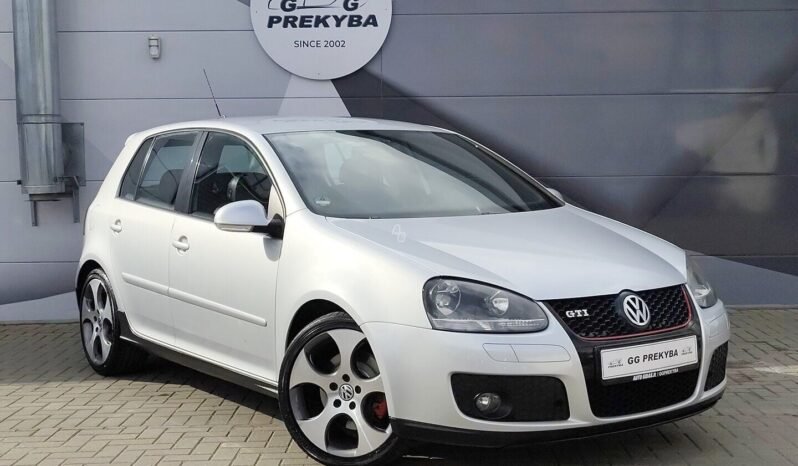 Volkswagen Golf pilnas