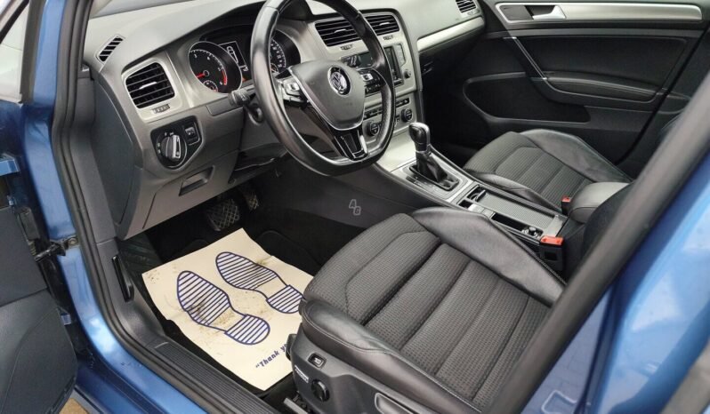 Volkswagen Golf pilnas