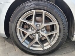 Volkswagen Golf pilnas