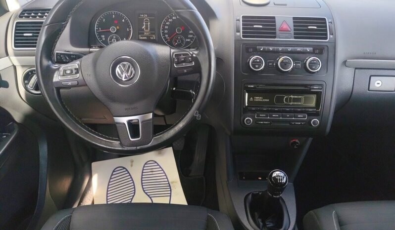 Volkswagen Touran pilnas