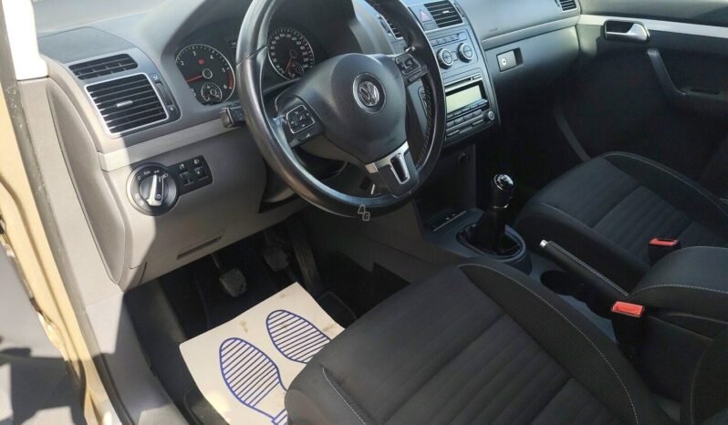Volkswagen Touran pilnas