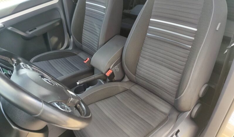 Volkswagen Touran pilnas