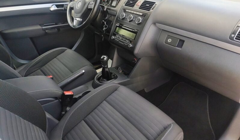 Volkswagen Touran pilnas