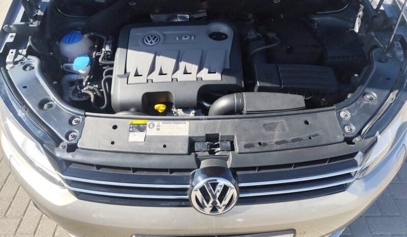 Volkswagen Touran pilnas