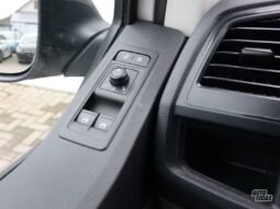 Volkswagen Transporter pilnas