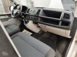 Volkswagen Transporter pilnas