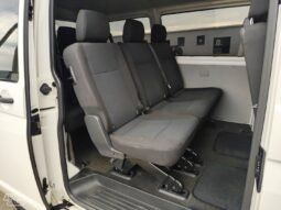Volkswagen Transporter pilnas