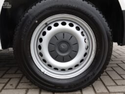 Volkswagen Transporter pilnas