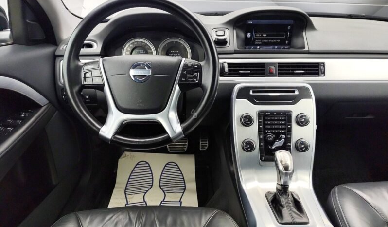 Volvo XC70 pilnas