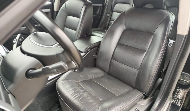 Volvo XC70 pilnas
