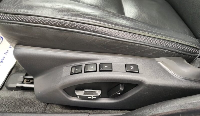 Volvo XC70 pilnas