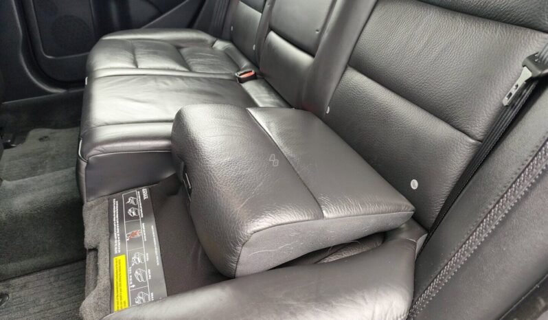 Volvo XC70 pilnas